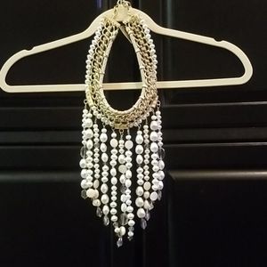 Women's NWT necklace